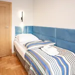 Maya's Flats & 102 - Premium Prz Διαμέρισμα