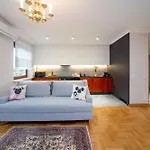 Maya'S Residence 102 - Premium Apartment Prz Apartman *
