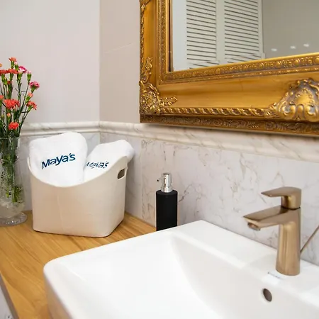 Maya's Flats & 102 - Premium Prz *