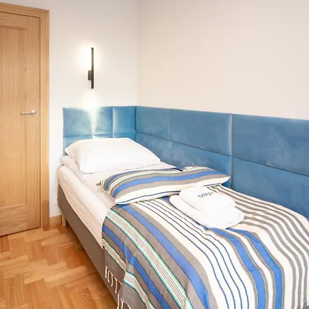 Lägenhet Maya's Flats & 102 - Premium Przy Parku Regana 3 Blisko Plazy *