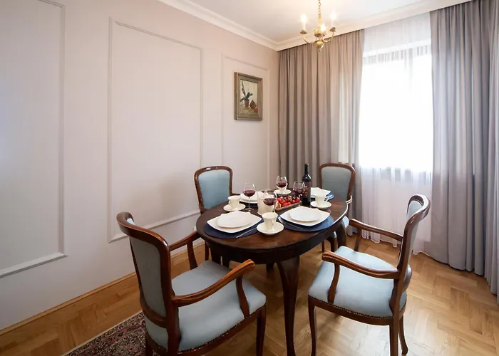 Maya's Flats & 102 - Premium Prz Apartamento