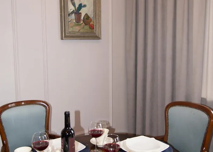 Maya's Flats & 102 - Premium Prz